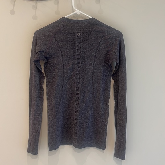 Lululemon Swiftly Top - Picture 3 of 4